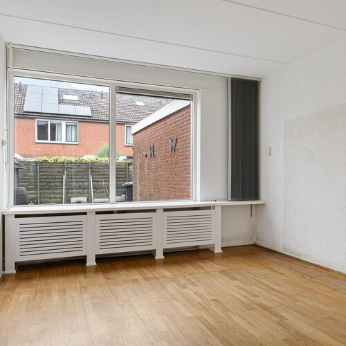 Knottenplat 44 EELDE