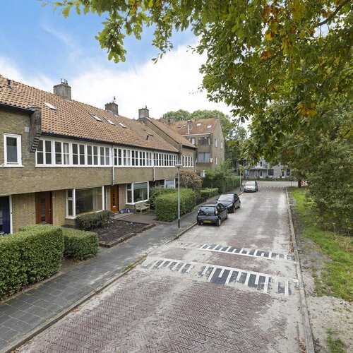 GALLERY ANTIQUE GALLERY ANTIQUE