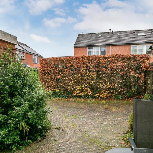 Knottenplat 40 EELDE