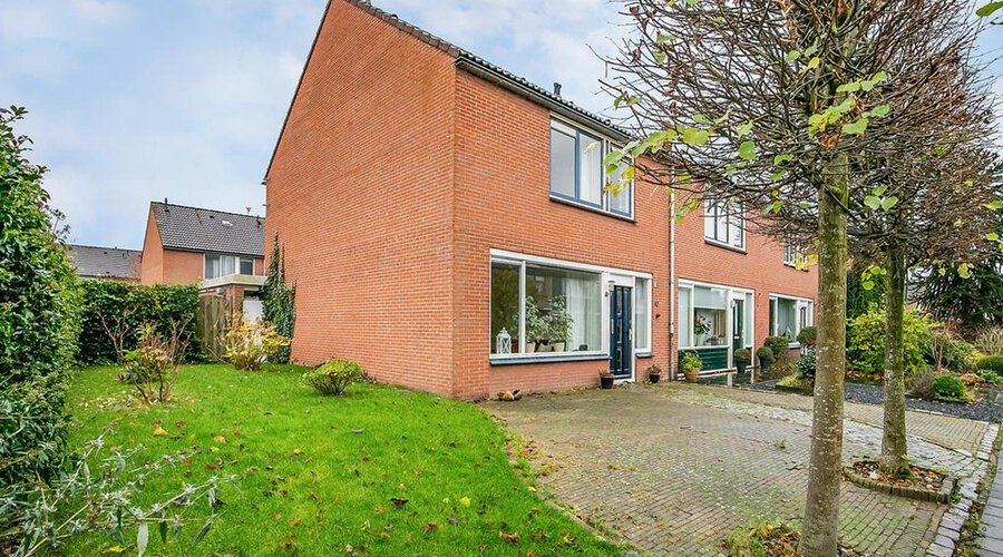 Knottenplat 40 EELDE